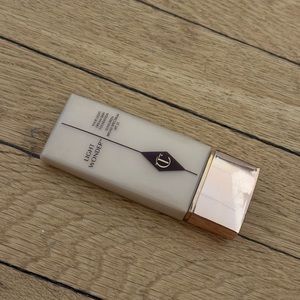 Charlotte Tilbury Light Wonder Foundation 1 Fair